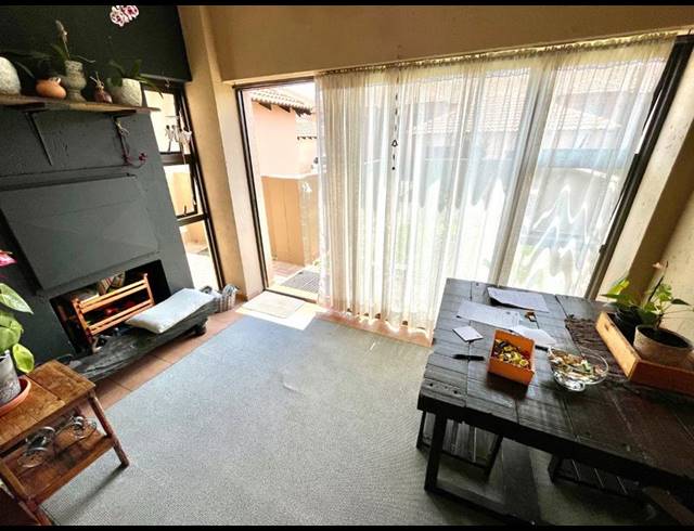 3 BEDROOM TOWNHOUSE FOR SALE IN NOORDHEUWEL